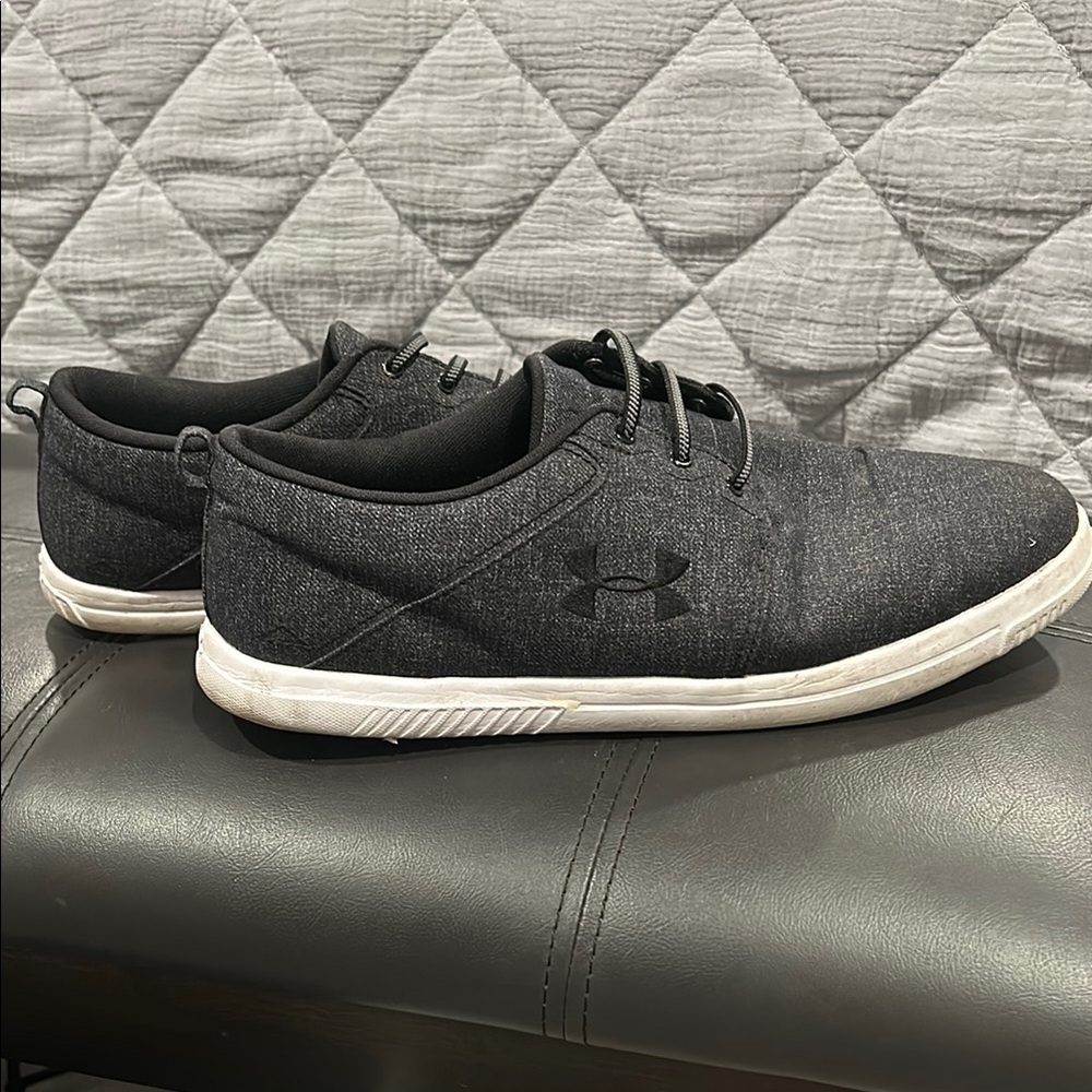 Under Armour Black Sneakers Lightweight Everyday
